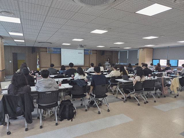 [사진] 2026 ‘하이러닝 기반 수업혁신 성장형 직무연수’ 본격 운영(2).jpg